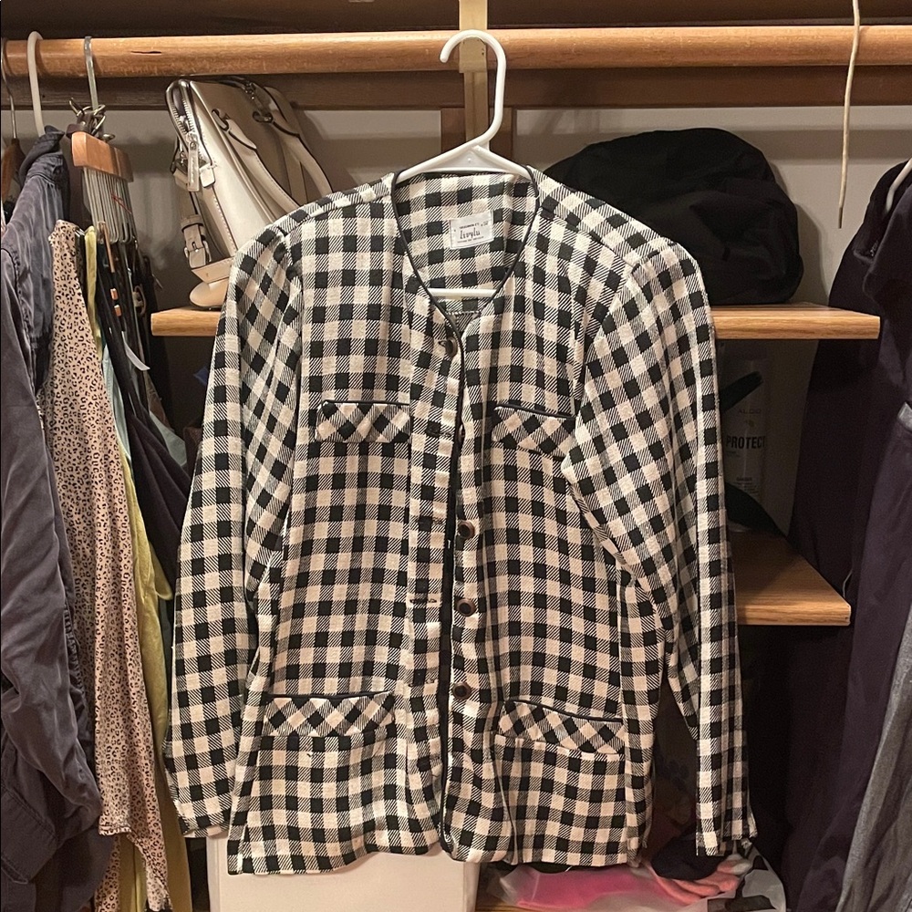 Vintage Stylish Black and White Checkered Blazer